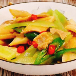 金华火腿炒莴笋鸡腿菇
